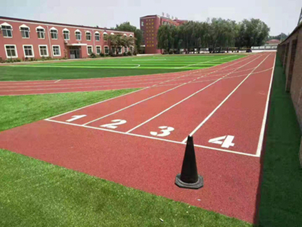 透气型塑胶跑道